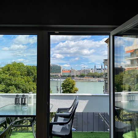 Danube View Artapartment With Balcony Budapest Esterno foto