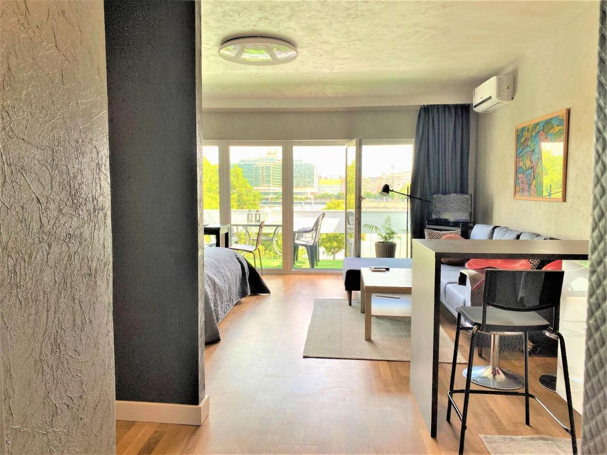 Danube View Artapartment With Balcony Budapest Esterno foto